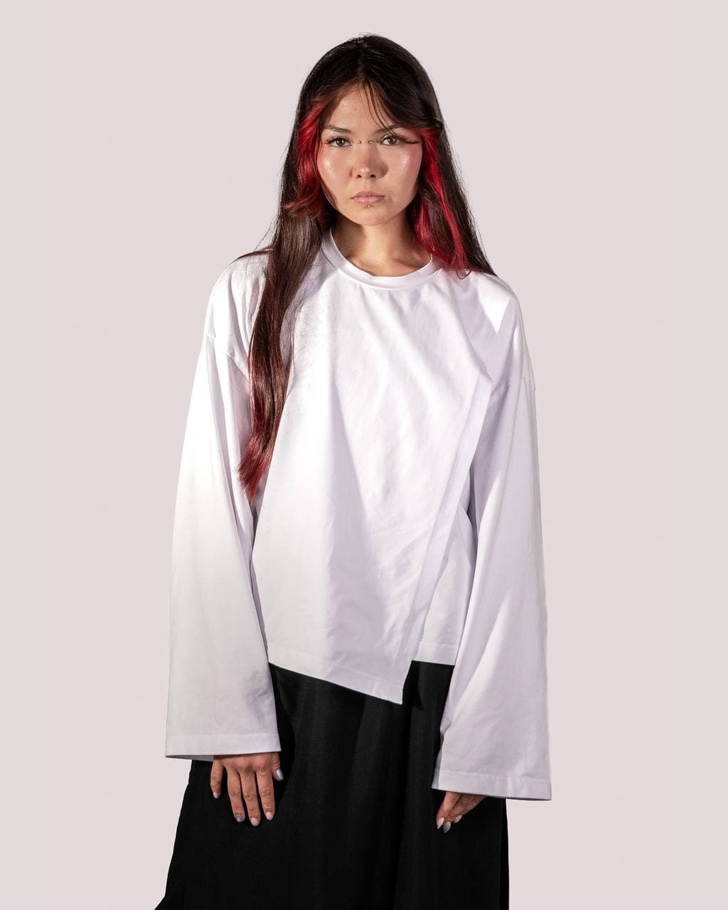 SPLIT LONGSLEEVE WHITE